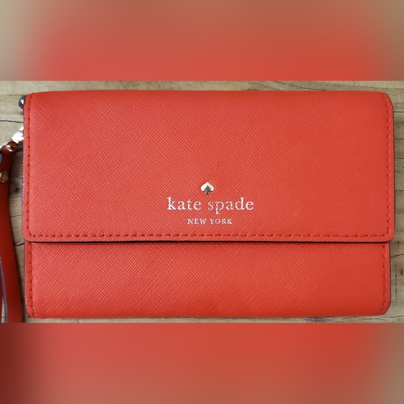 Kate Spade Cedar Street Red IPhone Wristlet - Picture 10 of 10